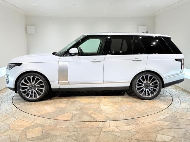 Land Rover RANGE ROVER 2022