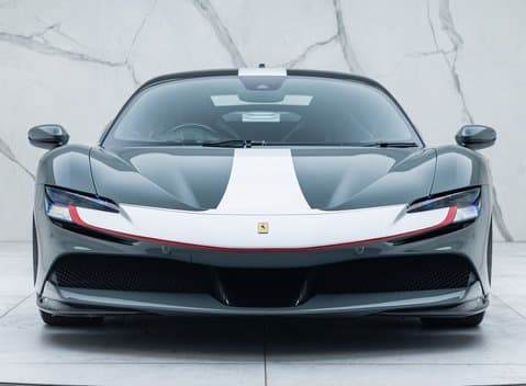 Ferrari SF90 2022